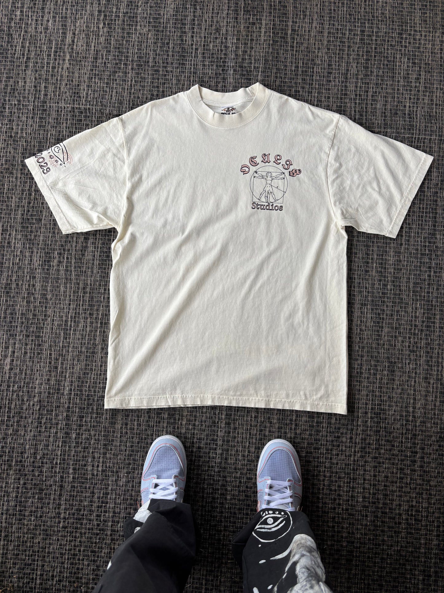 Vitruvian Man Logo Tee (Sample)